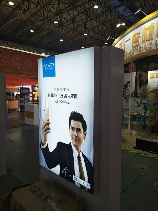 卡布灯箱